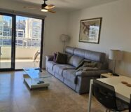 Апартаменти в Аликанте 110 кв.м у моря з терасою