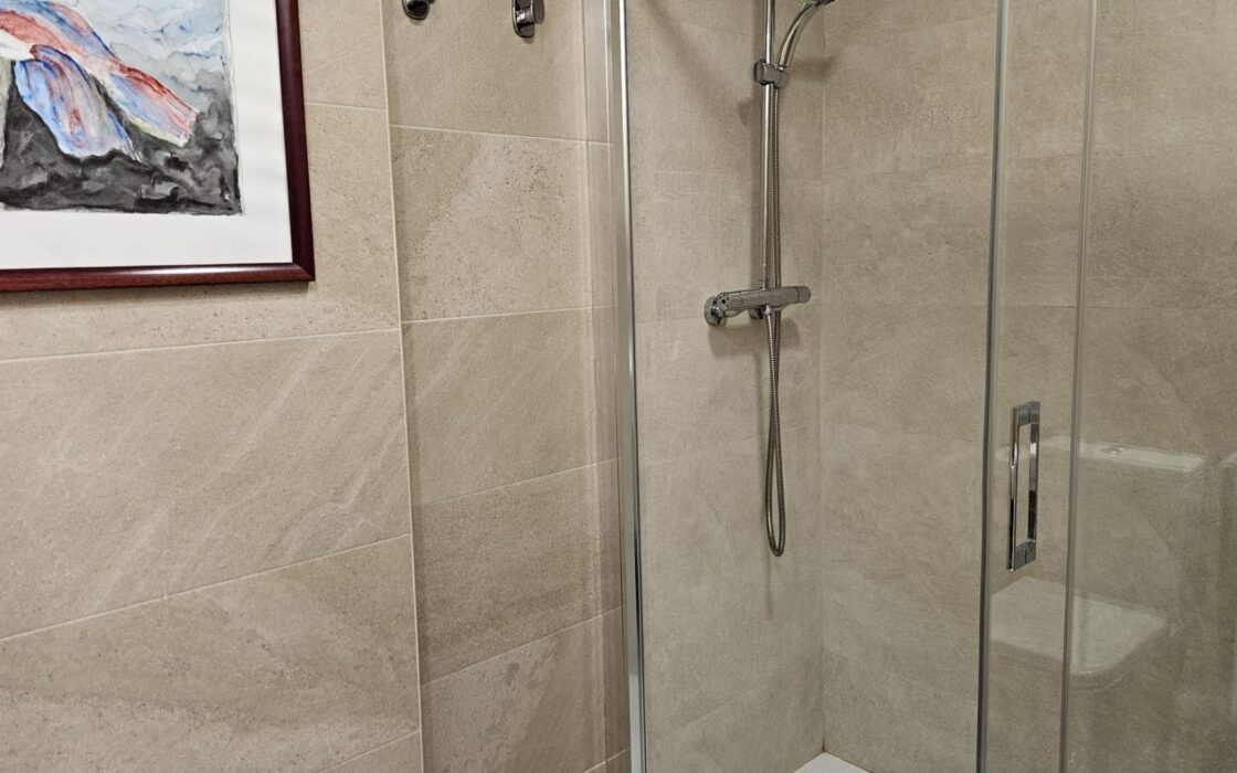 Апартаменти в Аликанте 110 кв.м у моря з терасою