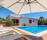 Вилла в Ориуэла Коста 168 кв.м з терасою та басейном