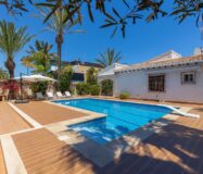 Вилла в Ориуэла Коста 168 кв.м з терасою та басейном