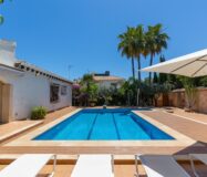 Вилла в Ориуэла Коста 168 кв.м з терасою та басейном