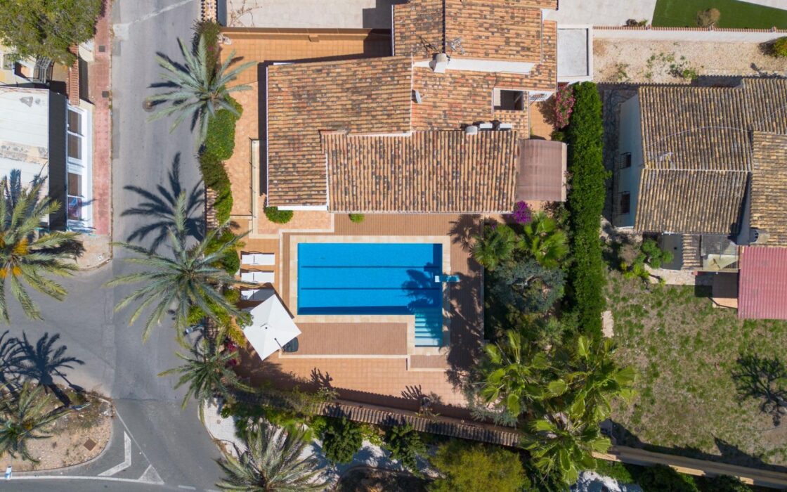 Вилла в Ориуэла Коста 168 кв.м з терасою та басейном