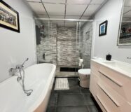 Апартаменты 100 кв.м с террасой в Торревьехе у моря