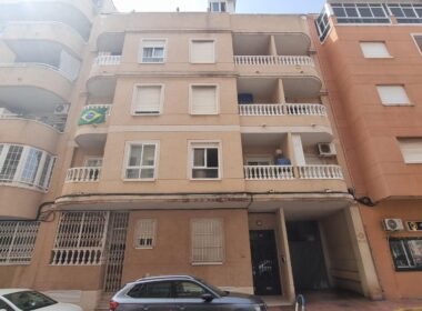 Апартаменты 64 кв.м с террасой в Торревьехе у моря