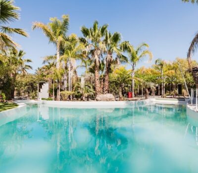 Будинок в Бетері 420 кв.м з басейном, 22 км до моря