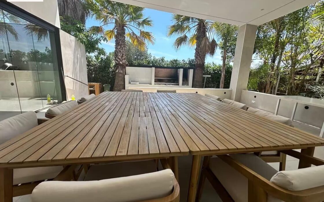 Дом в Бетере 420 кв.м с бассейном, 22 км до моря