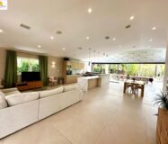 Дом в Бетере 420 кв.м с бассейном, 22 км до моря