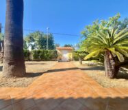 Вилла в Торревьехе 180 кв.м с террасой 1.5 км от моря