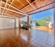 Вилла в Торревьехе 180 кв.м с террасой 1.5 км от моря