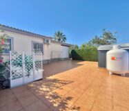 Вилла в Торревьехе 180 кв.м с террасой 1.5 км от моря