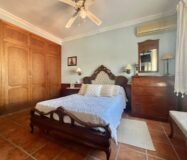 Вилла в Торревьехе 180 кв.м с террасой 1.5 км от моря