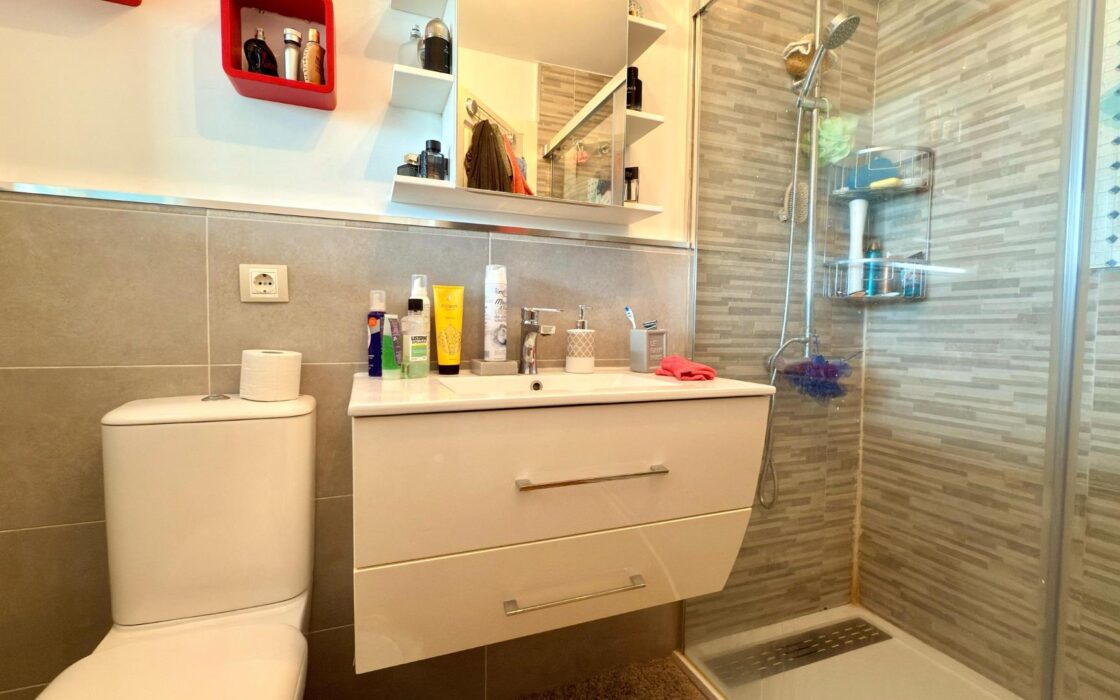 Очаровательное бунгало в Сьерра-Кортина, 2 спальни, с террасой