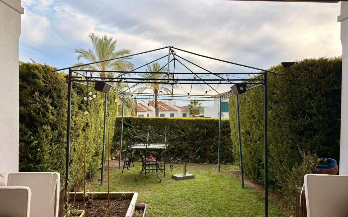 Очаровательное бунгало в Сьерра-Кортина, 2 спальни, с террасой