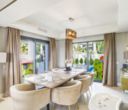 Вілла в Золотій милі, 573 кв.м, тераса, з меблями