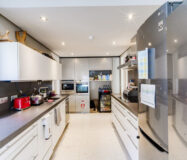 Вілла в Золотій милі, 573 кв.м, тераса, з меблями