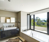 Вілла в Золотій милі, 573 кв.м, тераса, з меблями