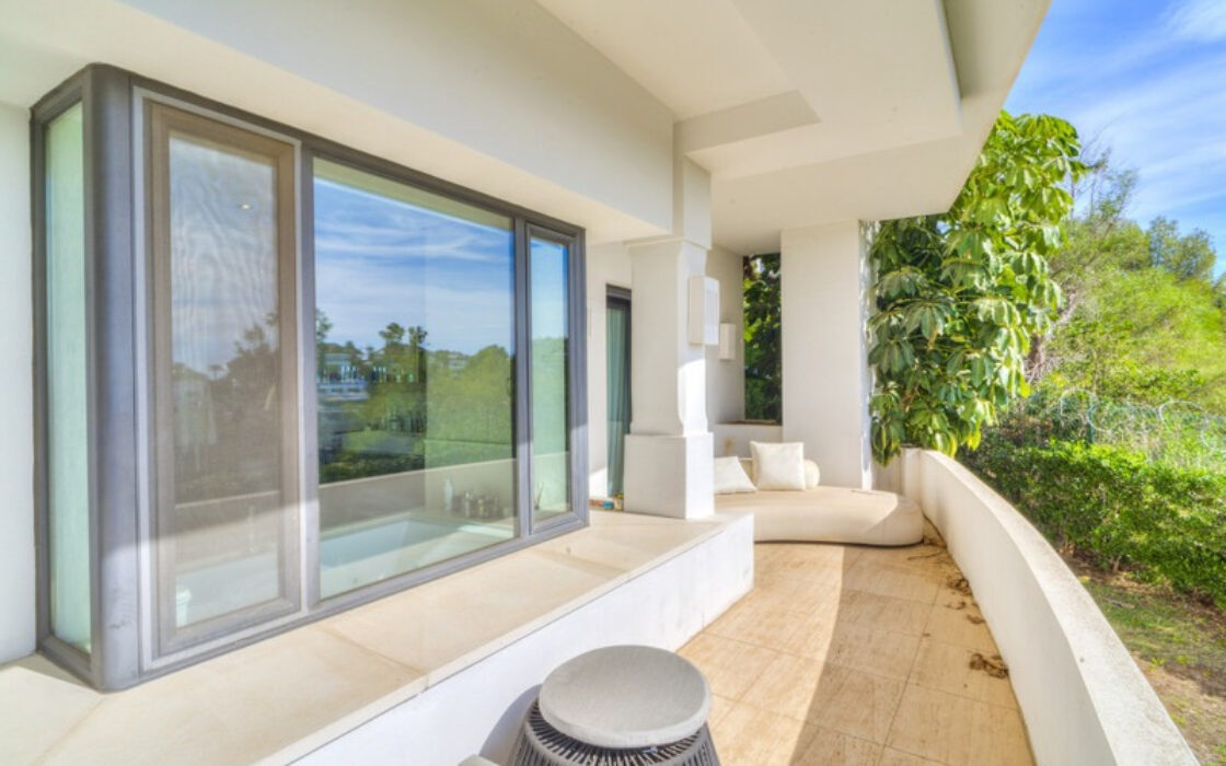 Вілла в Золотій милі, 573 кв.м, тераса, з меблями