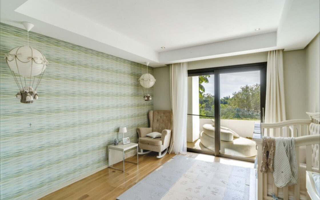 Вілла в Золотій милі, 573 кв.м, тераса, з меблями