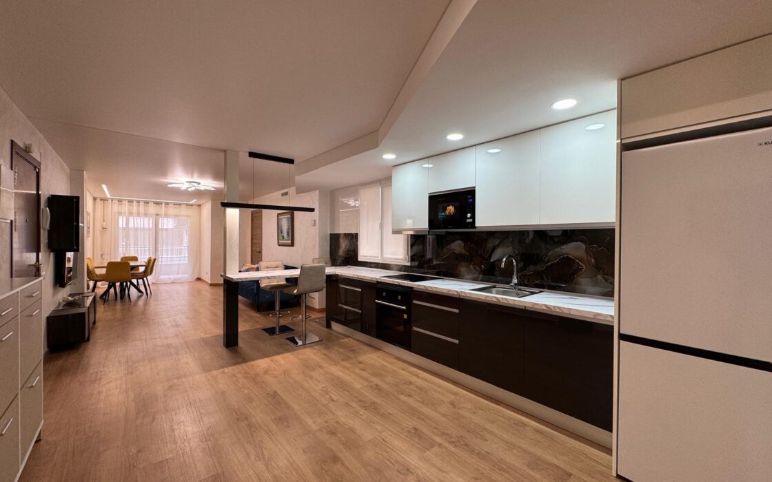 Просторные апартаменты 3 спальни у пляжа Торревьеха 108 кв.м