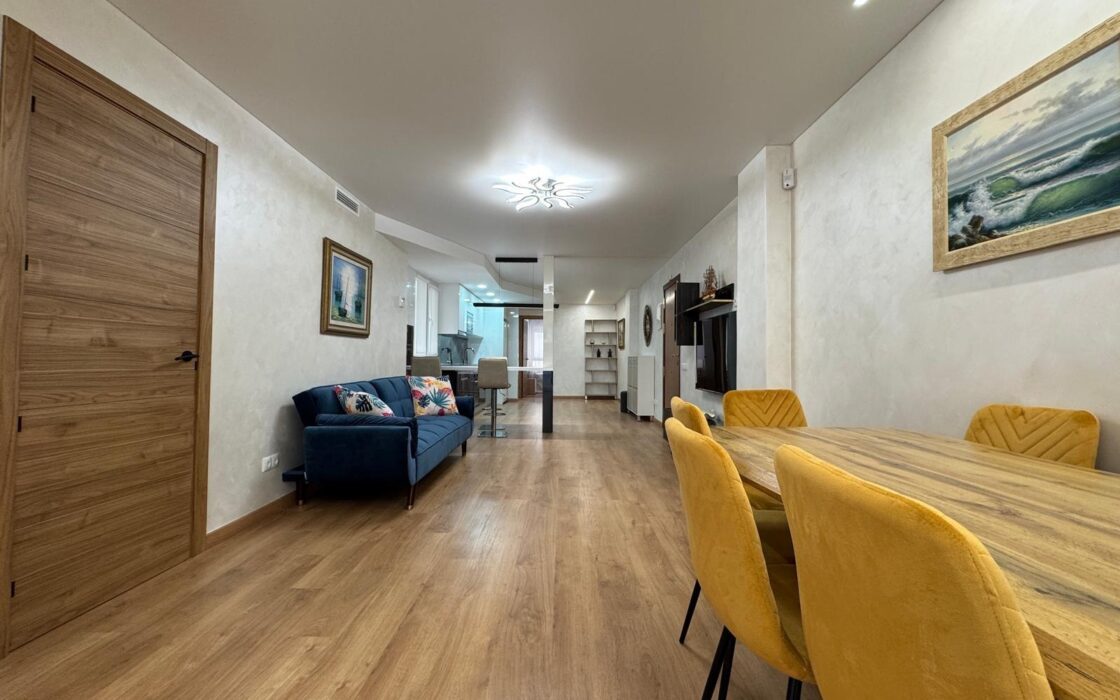 Просторные апартаменты 3 спальни у пляжа Торревьеха 108 кв.м