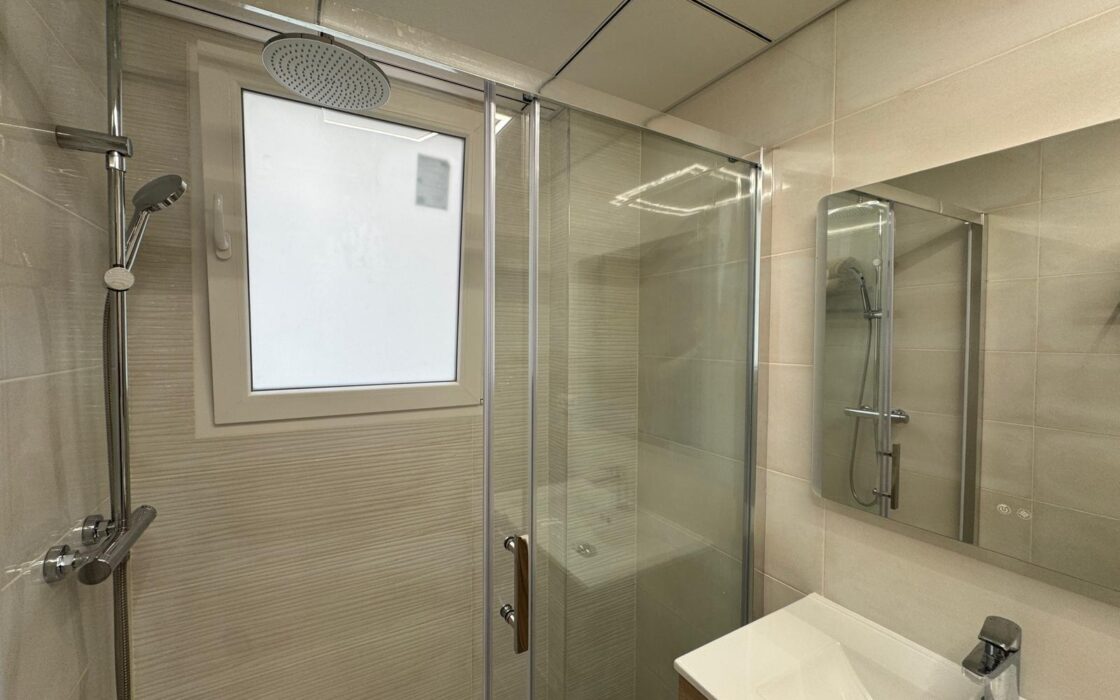 Просторные апартаменты 3 спальни у пляжа Торревьеха 108 кв.м