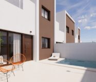 Нові таунхауси в Піллар де ла Орадада з приватним басейном