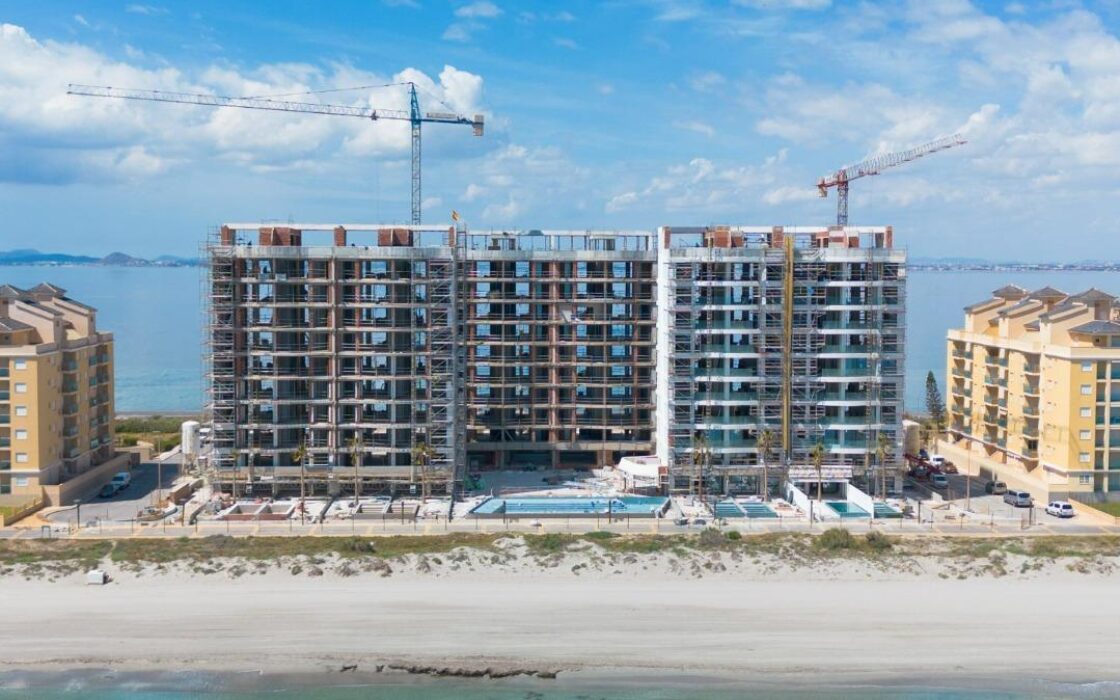 Квартира 2 спальни в Ла-Манге с видом на море 118,86 кв.м