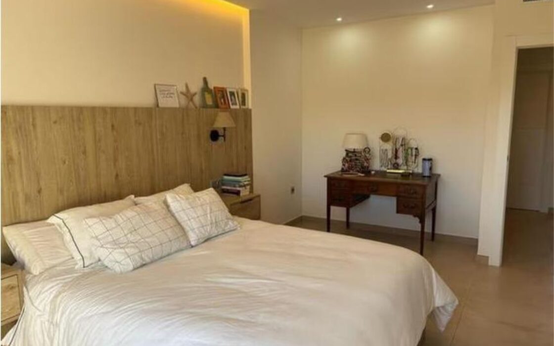 Дом в San Juan Playa 218 кв.м с террасой у моря