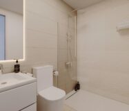 Новые квартиры в Ла-Нусии у моря с террасами и бассейном