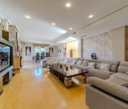 Люкс-вилла в 300 м от пляжа Ла Мата, 5 спален, 438 кв.м