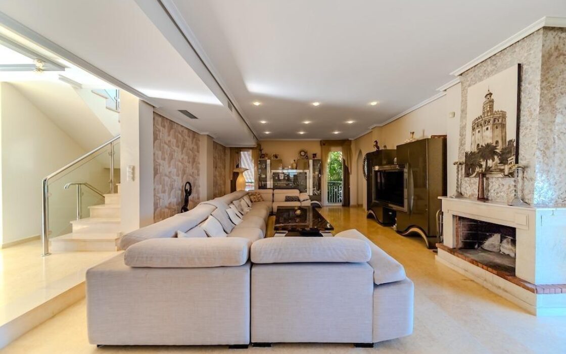 Люкс-вилла в 300 м от пляжа Ла Мата, 5 спален, 438 кв.м