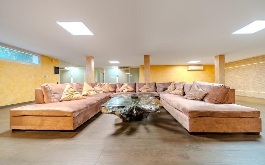 Люкс-вилла в 300 м от пляжа Ла Мата, 5 спален, 438 кв.м