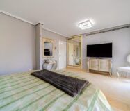 Люкс-вилла в 300 м от пляжа Ла Мата, 5 спален, 438 кв.м