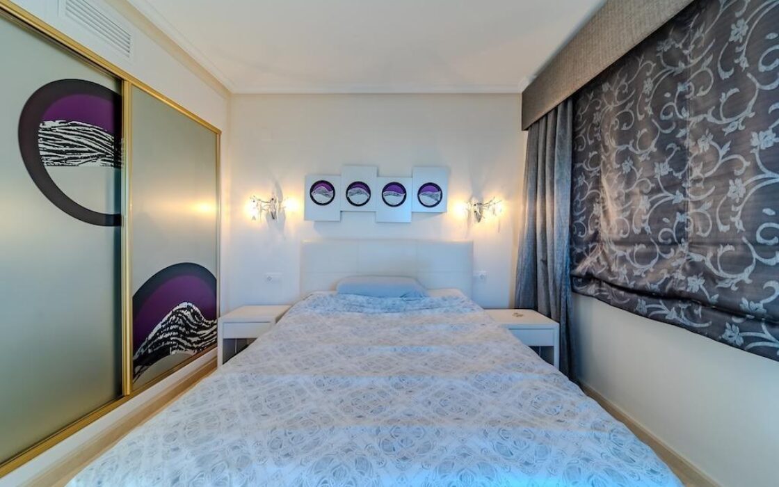 Люкс-вилла в 300 м от пляжа Ла Мата, 5 спален, 438 кв.м