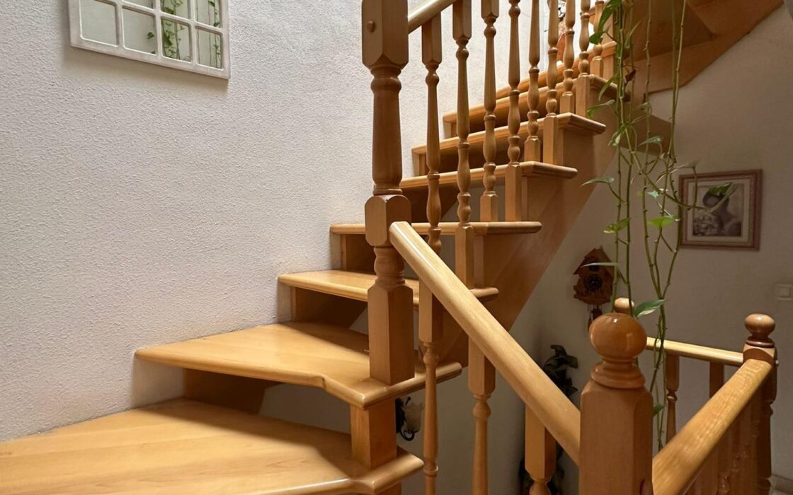 Будинок в Аліканте з терасою, 314 кв.м, 5 кімнат