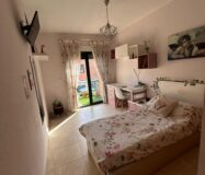 Будинок в Аліканте з терасою, 314 кв.м, 5 кімнат