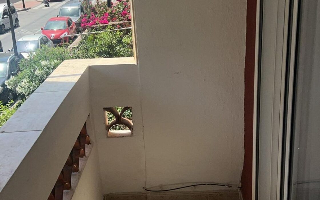 Апартаменты 81 кв.м с 4 комнатами в Аликанте с балконом