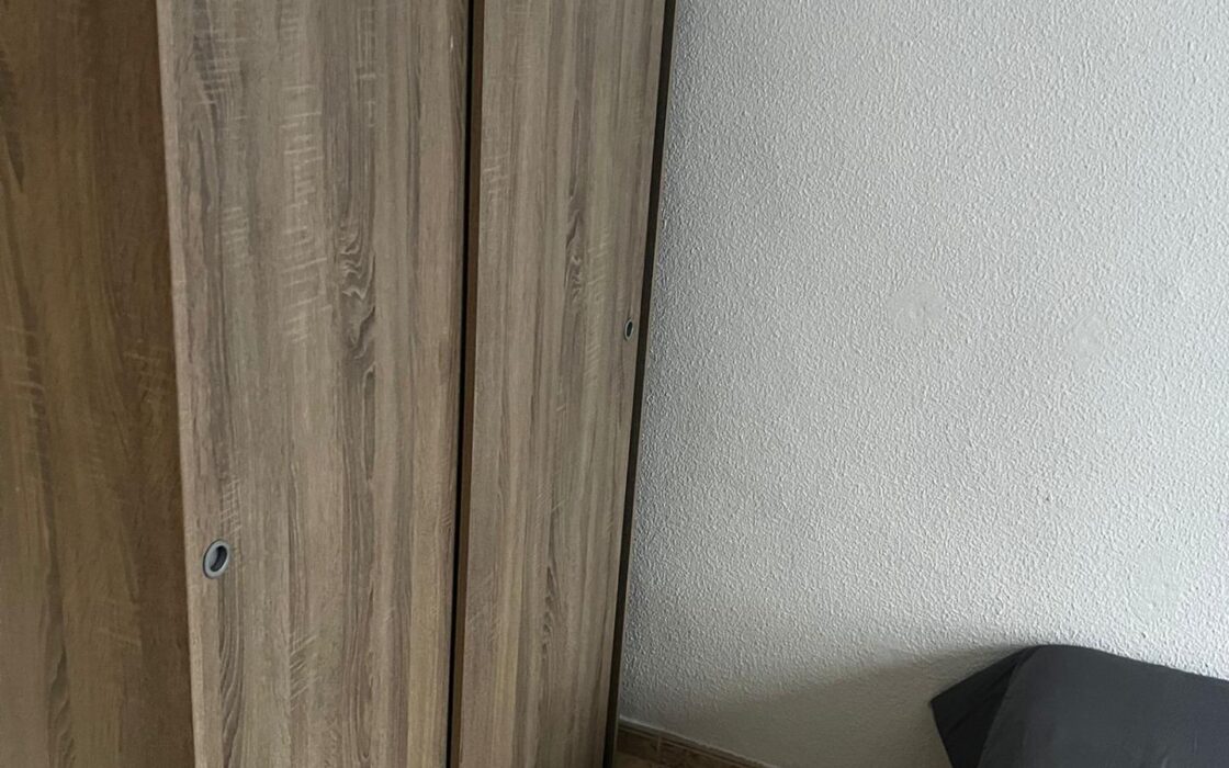 Апартаменты 81 кв.м с 4 комнатами в Аликанте с балконом