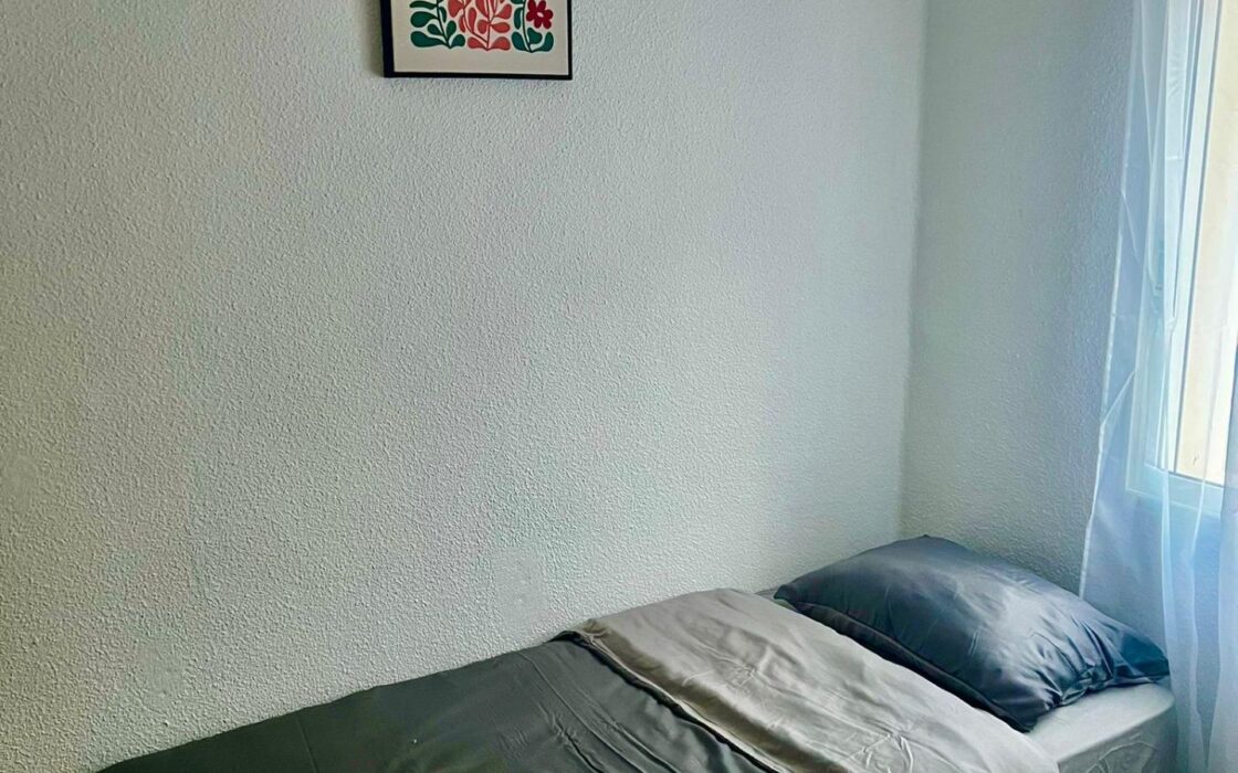 Апартаменты 81 кв.м с 4 комнатами в Аликанте с балконом