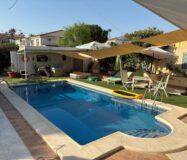 Вілла в Торрев’єсі 250 кв.м з басейном біля моря