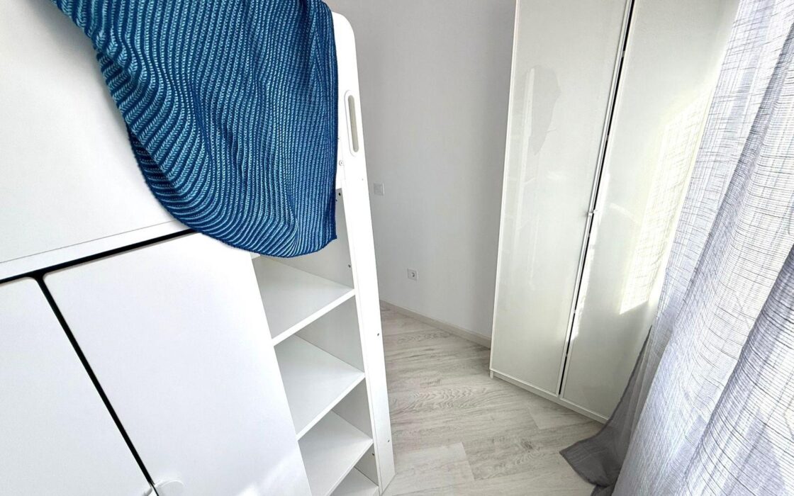 Апартаменты 55 кв.м с террасой в Торревьехе