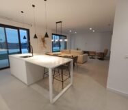 Вилла в Сьюдад Кесада 150 кв.м с бассейном у моря