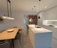 Вилла в Сьюдад Кесада 150 кв.м с бассейном у моря