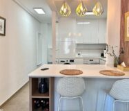 Эксклюзивные апартаменты в Торревьехе с террасой 54 кв.м