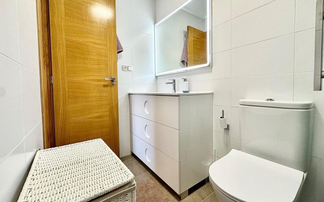 Эксклюзивные апартаменты в Торревьехе с террасой 54 кв.м