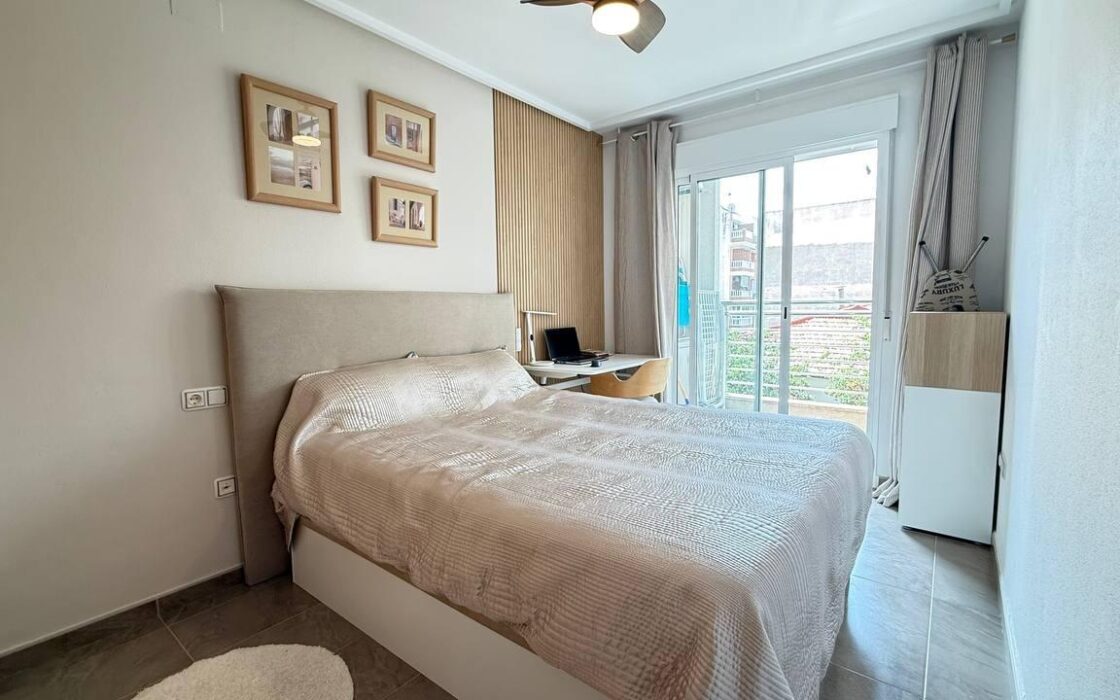 Эксклюзивные апартаменты в Торревьехе с террасой 54 кв.м