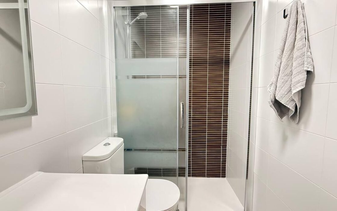 Эксклюзивные апартаменты в Торревьехе с террасой 54 кв.м