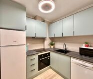 Апартаменты 78 кв.м с террасой в Торревьехе у моря