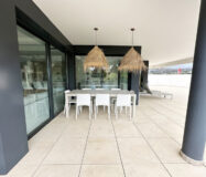 Апартаменти 3 кімнати в Естепоні з терасою 159 кв.м