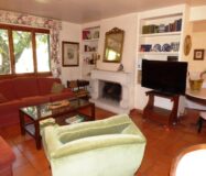 Дом в Аликанте 300 кв.м с собственным бассейном